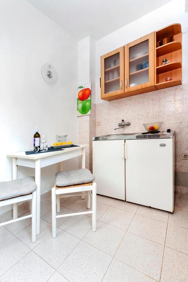 Studio Vania Rovinj Buitenkant foto