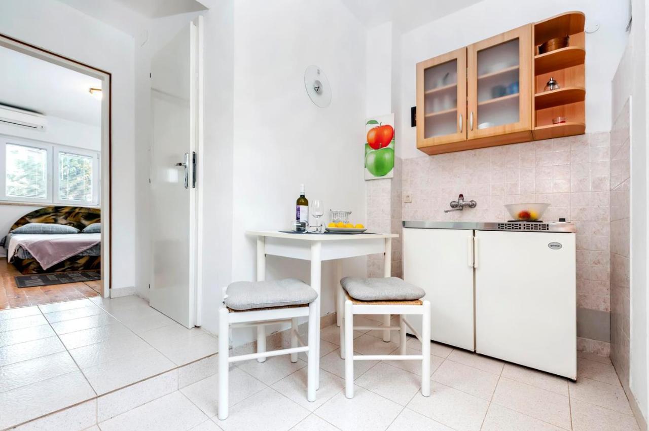 Studio Vania Rovinj Buitenkant foto